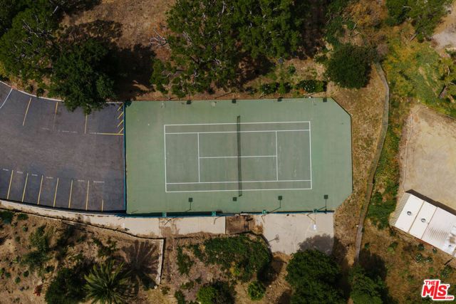 17352 W Sunset Boulevard 1, Pacific Palisades (los Angeles), CA 90272