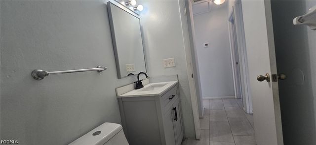 1401 Yvonne AVE S, Lehigh Acres, FL 33976