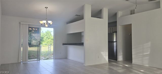 1401 Yvonne AVE S, Lehigh Acres, FL 33976