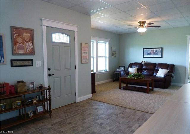 1564 Thore Road, Pinnacle, NC 27043