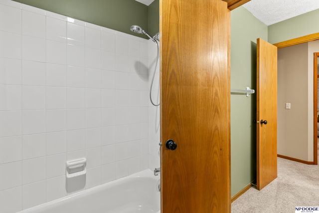 13910 Ames Avenue, Omaha, NE 68164