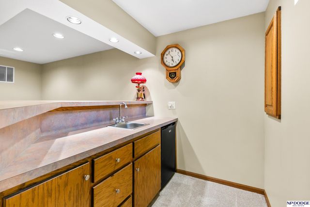 13910 Ames Avenue, Omaha, NE 68164