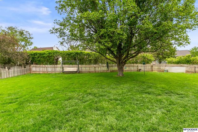 13910 Ames Avenue, Omaha, NE 68164