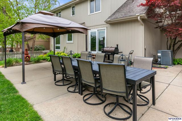 13910 Ames Avenue, Omaha, NE 68164