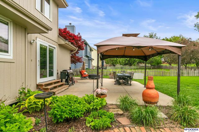 13910 Ames Avenue, Omaha, NE 68164