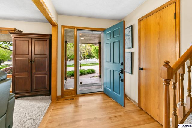 13910 Ames Avenue, Omaha, NE 68164