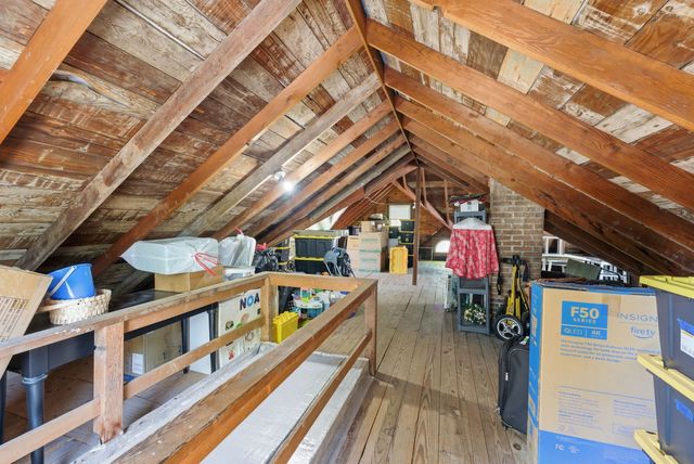 2631 Western Avenue, Davenport, IA 52803