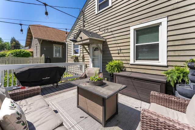 2631 Western Avenue, Davenport, IA 52803
