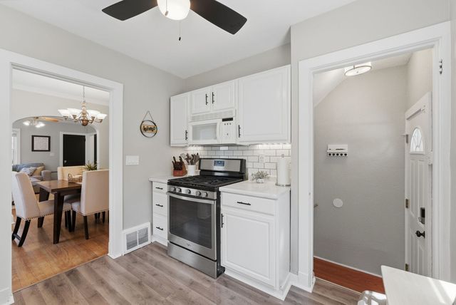 2631 Western Avenue, Davenport, IA 52803