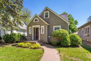 2631 Western Avenue, Davenport, IA 52803