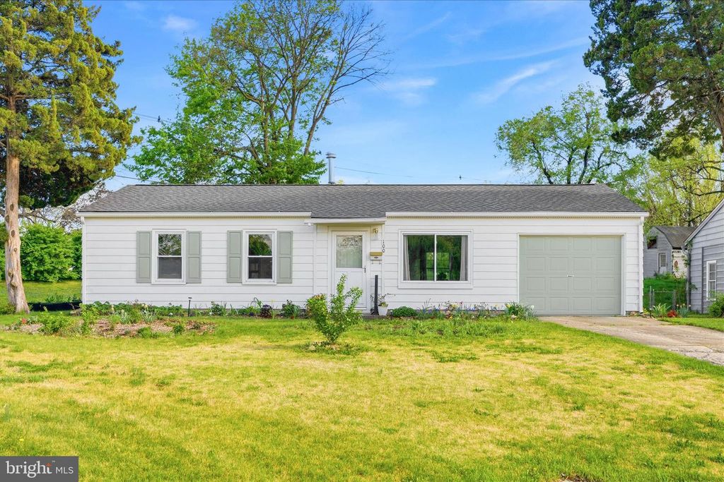 Image 1 of property listing at 100 EVERGREEN CT, Frederick, MD 21701