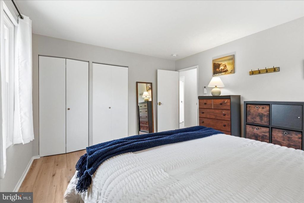 Image 23 of property listing at 100 EVERGREEN CT, Frederick, MD 21701