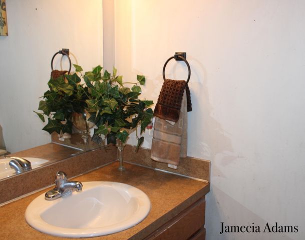 3844 Pfeiffer Woods Court SE, Grand Rapids, MI 49512