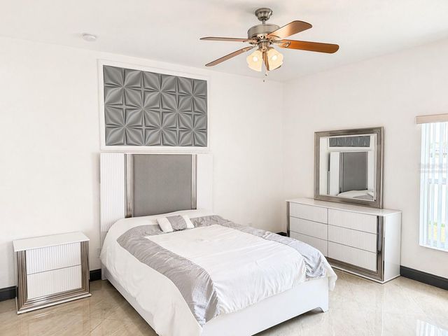 5550 64TH AVENUE N, Pinellas Park, FL 33781