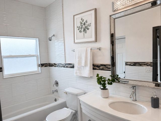 5550 64TH AVENUE N, Pinellas Park, FL 33781