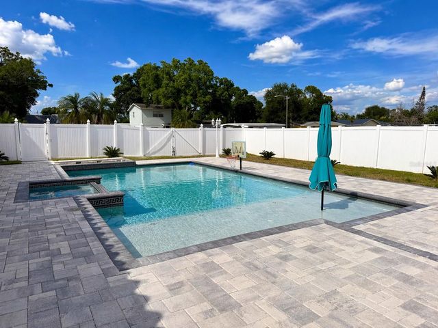 5550 64TH AVENUE N, Pinellas Park, FL 33781
