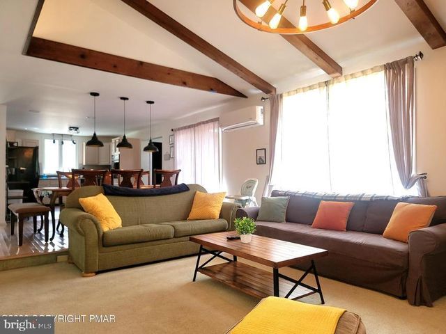 1225 KILMER RD, Tobyhanna, PA 18466