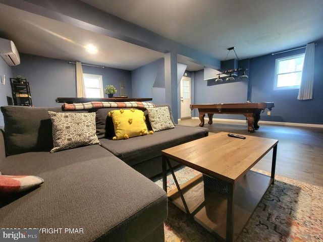 1225 KILMER RD, Tobyhanna, PA 18466