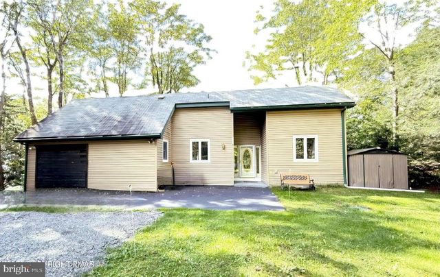 1225 KILMER RD, Tobyhanna, PA 18466