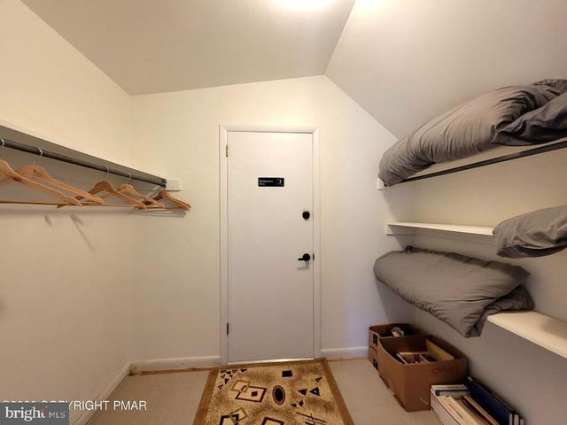 1225 KILMER RD, Tobyhanna, PA 18466