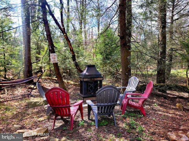 1225 KILMER RD, Tobyhanna, PA 18466