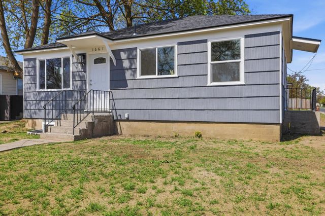 1661 E Olympic Ave, Spokane, WA 99207
