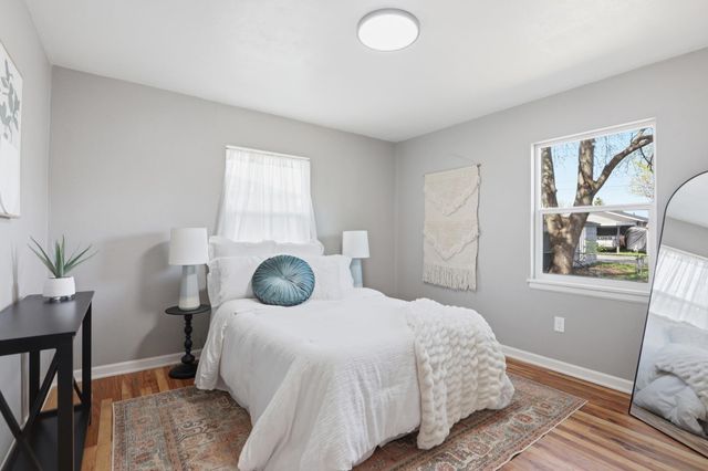 1661 E Olympic Ave, Spokane, WA 99207