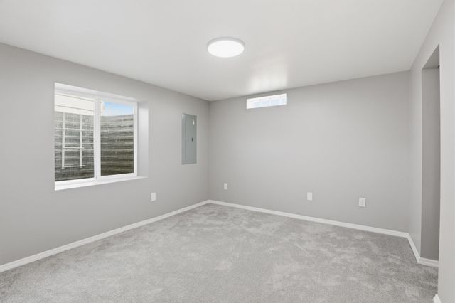 1661 E Olympic Ave, Spokane, WA 99207