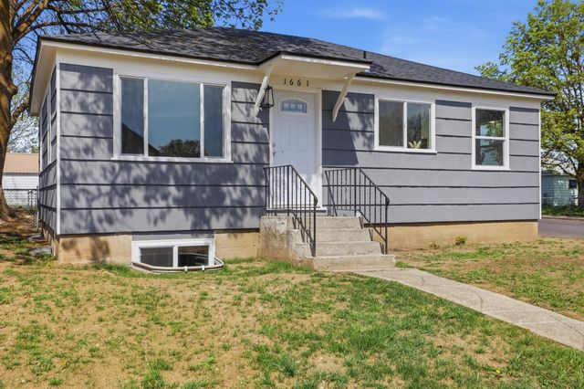 1661 E Olympic Ave, Spokane, WA 99207