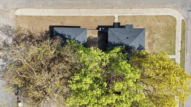 1661 E Olympic Ave, Spokane, WA 99207