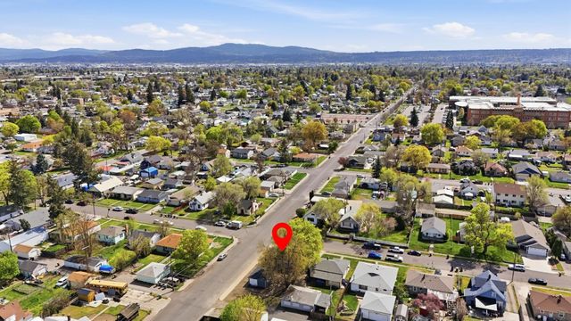 1661 E Olympic Ave, Spokane, WA 99207