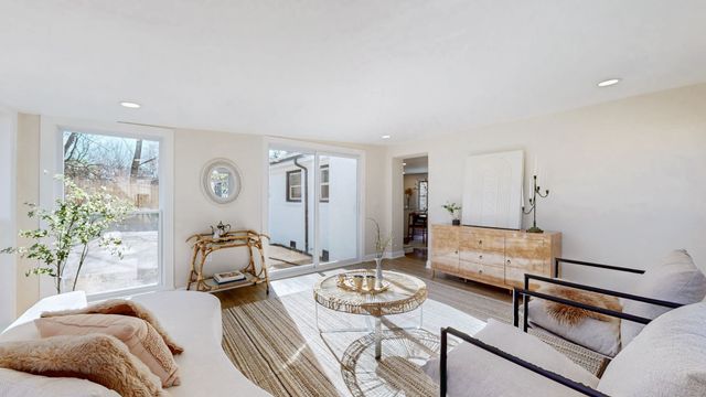 4906 Salem Dr, Nashville, TN 37211