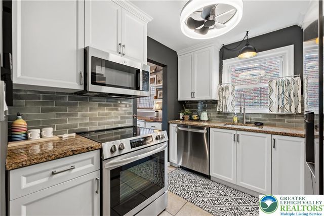 2336 West Fairview Street, Allentown City, PA 18104