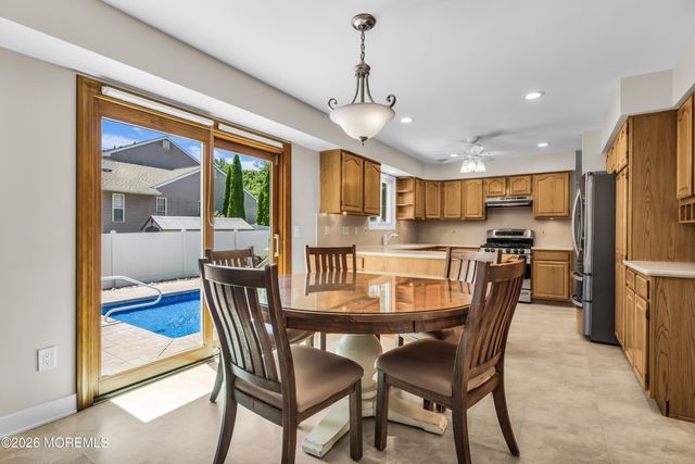 117 Lilac Drive, Toms River, NJ 08753