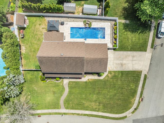 117 Lilac Drive, Toms River, NJ 08753