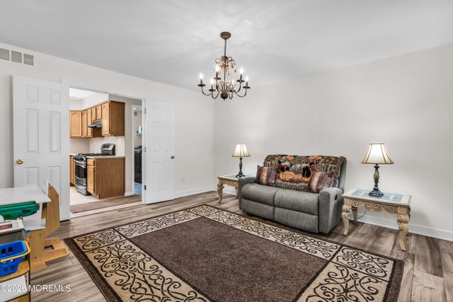 117 Lilac Drive, Toms River, NJ 08753