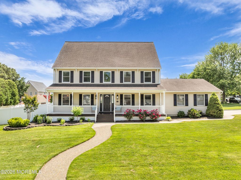 117 Lilac Drive, Toms River, NJ 08753