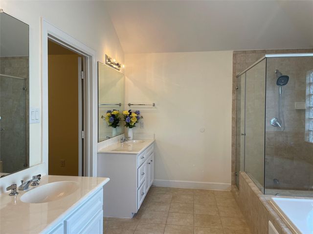 3704 Main Aspen Drive, Houston, TX 77025