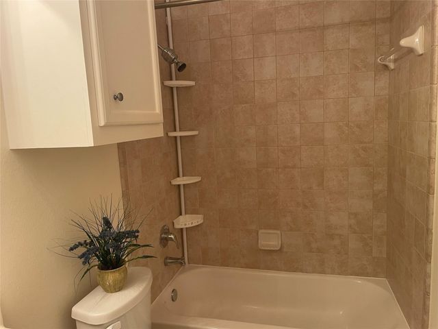 3704 Main Aspen Drive, Houston, TX 77025