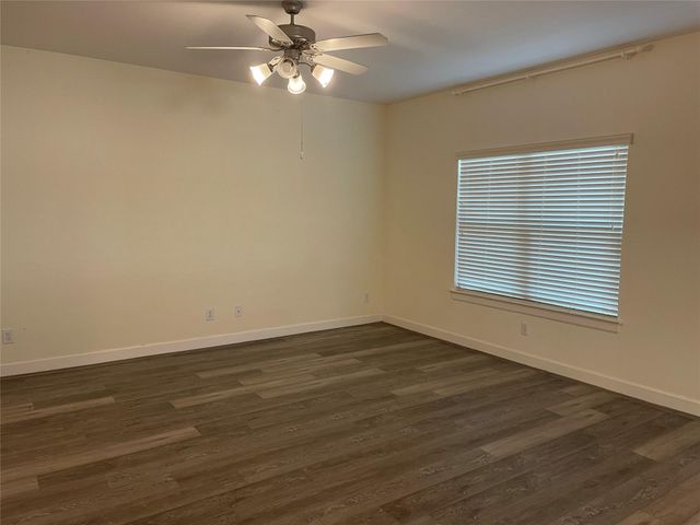 3704 Main Aspen Drive, Houston, TX 77025