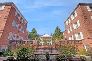 2252 Sherman Avenue 2, Evanston, IL 60201