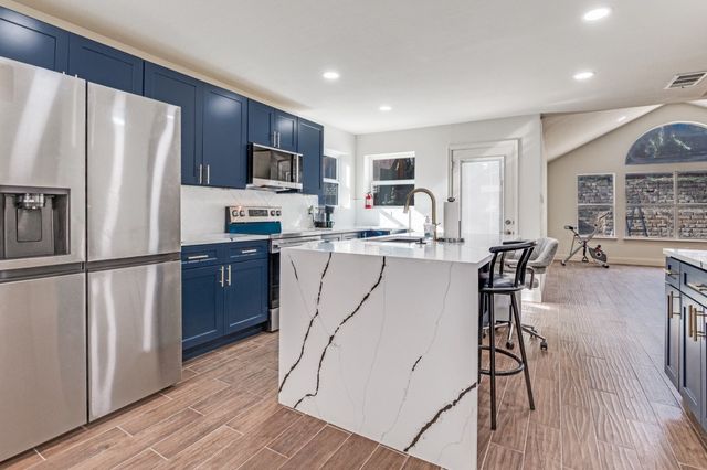 4431 Malvern Hill Road, Grand Prairie, TX 75052