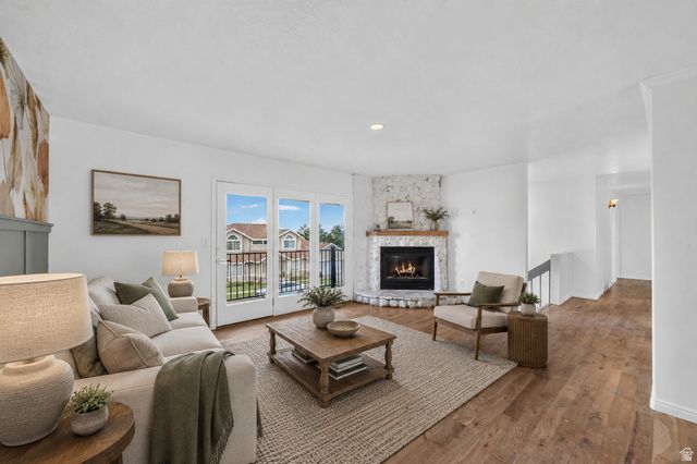 1560 E HILLS DR, Bountiful, UT 84010