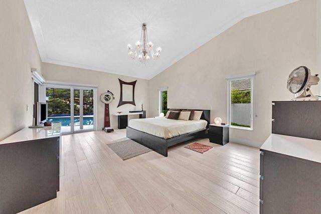 12041 NW 2nd Dr, Coral Springs, FL 33071