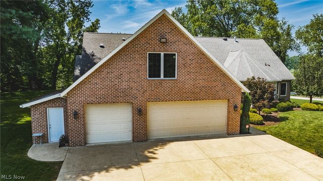 3908 River Road, Vienna, WV 26105
