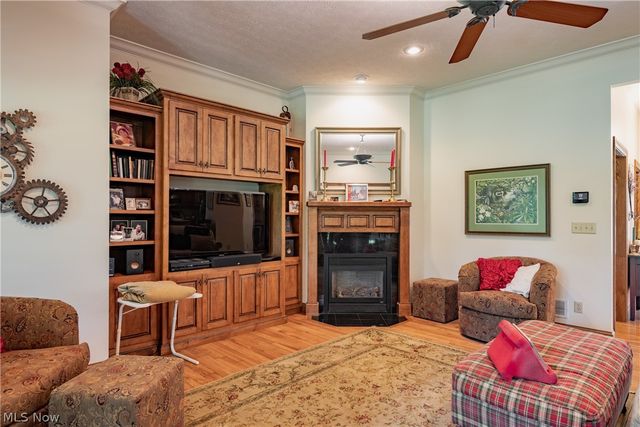 3908 River Road, Vienna, WV 26105
