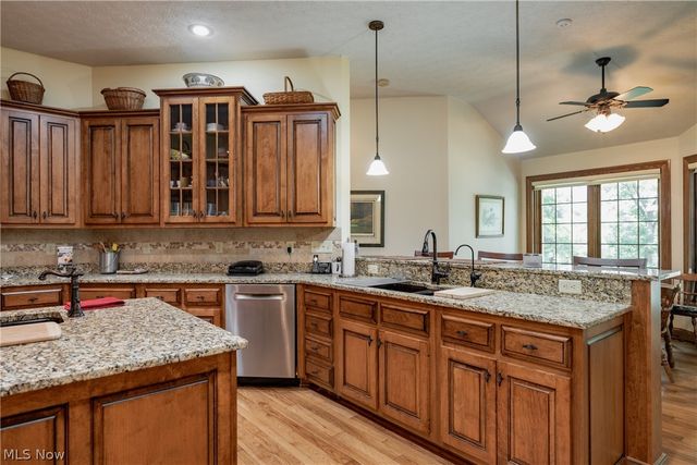 3908 River Road, Vienna, WV 26105