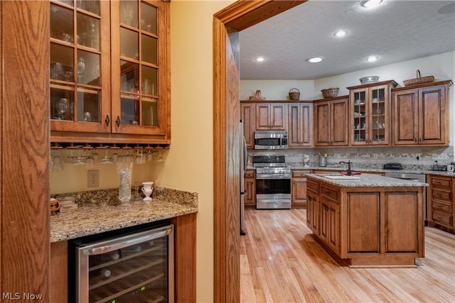 3908 River Road, Vienna, WV 26105