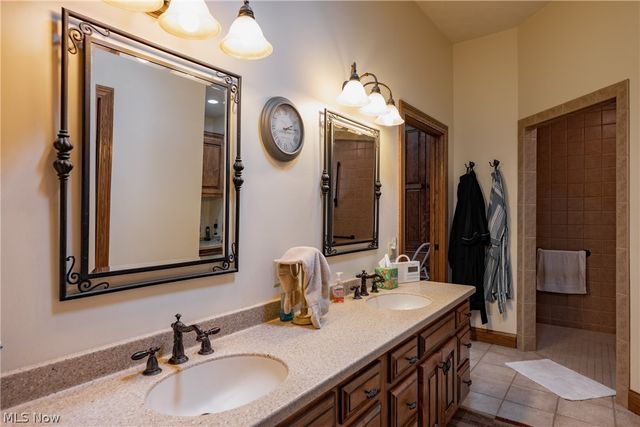 3908 River Road, Vienna, WV 26105