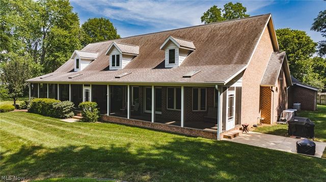 3908 River Road, Vienna, WV 26105